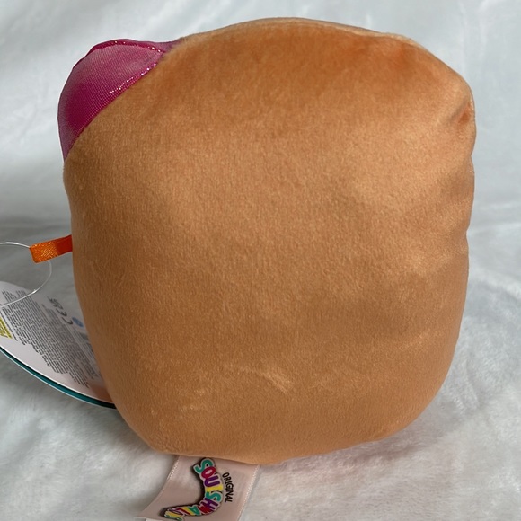 NWT Squishmallows Fresa the Toaster Pastry - Picture 3 of 8